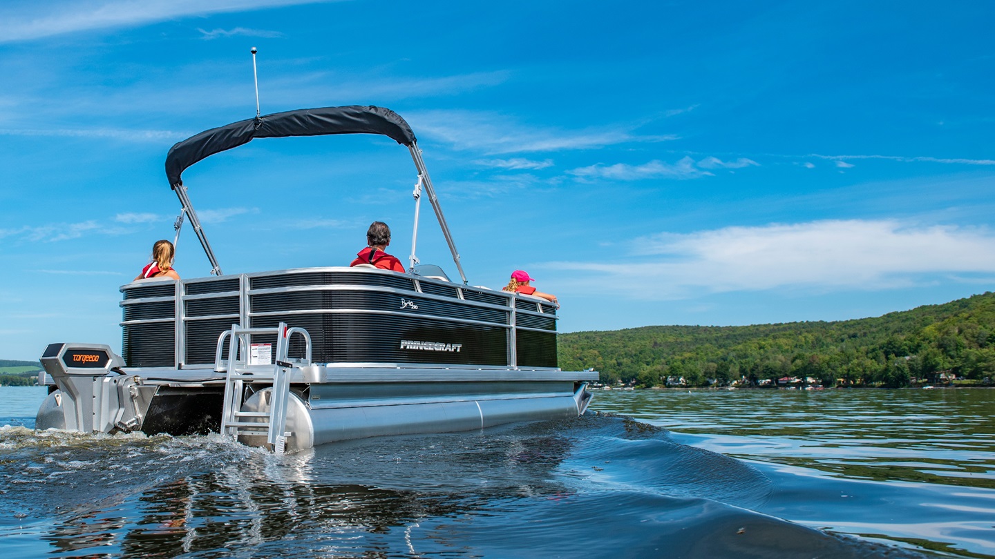 Electric And Solar Pontoon Boats Company Princecraft 7303